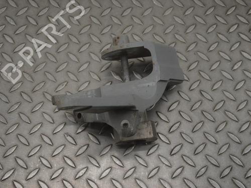 Used Engine mount Engine mount TESLA MODEL S (5YJS) P100D AWD (772 hp) 33363090 33363090