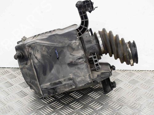 Używane Obudowa filtra powietrza VOLVO C30 (533) D2 (115 hp) 6744503