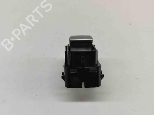 Switch MERCEDES-BENZ E-CLASS T-Model (S213) E 220 d 4-matic (213.205) | BP25615968I30