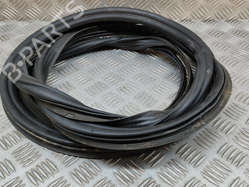 Rubber door seal PORSCHE CAYENNE (92A) 3.0 Diesel | BP17865012C142 