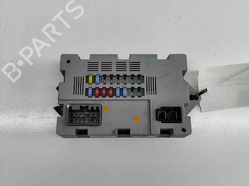 Used Fuse box Fuse box LAND ROVER RANGE ROVER EVOQUE (L538) 2.2 D 4x4 (190 hp) 33374684 33374684
