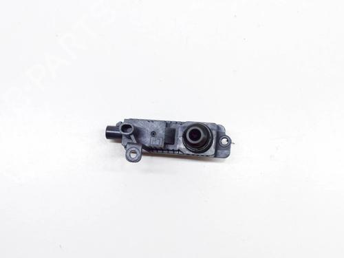 camera-tesla-model-3-5yj3-2017-27763300 main image