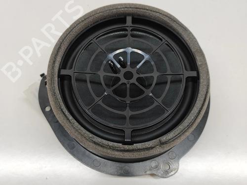 Used Speaker AUDI A4 B9 Avant (8W5, 8WD) RS4 TFSi quattro (450 hp) 28160345