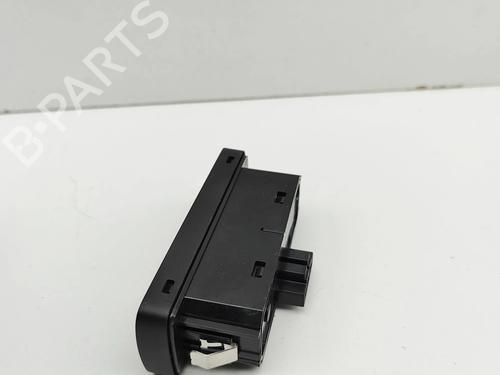 Switch VOLVO C40 (539) Recharge AWD | BP39473330I30 - Image 4