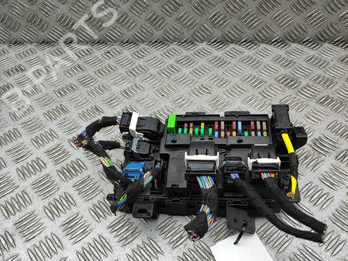 Used Fuse box Fuse box 38731347 38731347