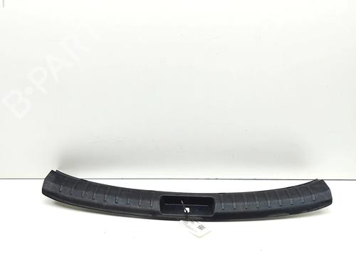tailgate-trim-hyundai-santa-fe-iii-dm-dma-2012-2013-2014-2015-2016-2017-2018-38184538 main image