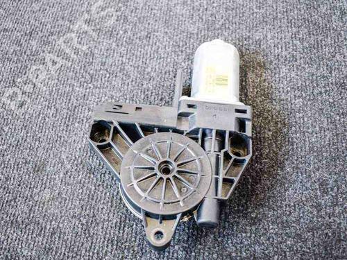 Left front window motor VOLVO V40 Hatchback (525) D2 | BP6741965E21