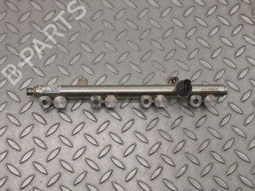 Used Injection rail Injection rail KIA CEE'D (JD) 1.6 GDI (135 hp) 33358701 33358701