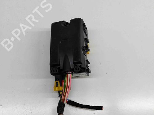 Used Fuse box PEUGEOT 3008 II SUV (MC_, MR_, MJ_, M4_) 1.6 BlueHDi 120 (120 hp) 25219158