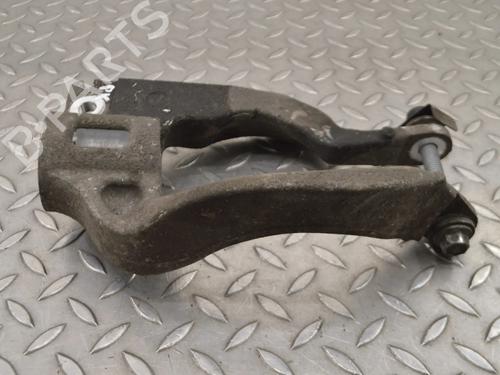 Used Left front suspension arm Left front suspension arm LAND ROVER RANGE ROVER SPORT II (L494) 3.0 SDV6 4x4 (306 hp) 30826446 30826446