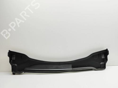 Windlauf für AUDI Q5 (8RB) 2.0 TDI quattro (177 hp) 32345012