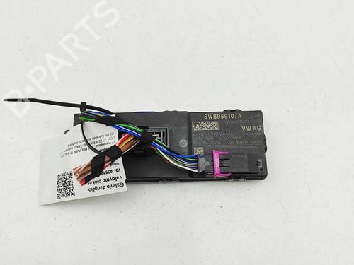 BP33972194M83 main image