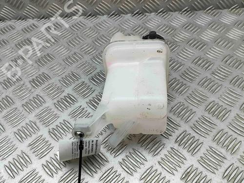 expansion-tank-toyota-auris-estate-_e18_-2013-2014-2015-2016-2017-2018-33374791 main image