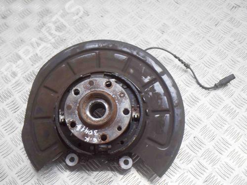 Venstre hjullejehus spindel MASERATI GHIBLI III (M157) 3.0 S Q4 (409 hp) 14623153