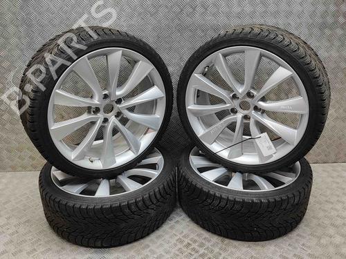 Velg TESLA MODEL 3 (5YJ3) EV AWD (441 hp) 29867323