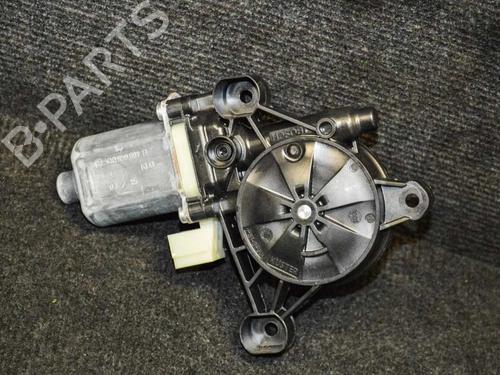 Used Left front window motor Left front window motor VW GOLF VII (5G1, BQ1, BE1, BE2) 1.6 TDI (105 hp) 6720442 6720442
