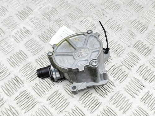 Used Vacuum pump MERCEDES-BENZ CLA (C118) CLA 200 (118.387) (163 hp) 33110444