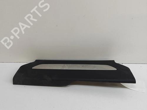 Used Step Step LAND ROVER RANGE ROVER VELAR (L560) 2.0 D180 TD4 4x4 (180 hp) 25615989 25615989