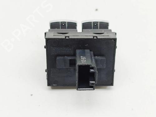 Right front window switch VW SCIROCCO III (137, 138) 2.0 TSI | BP33393842I26 - Image 5