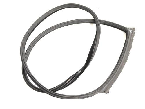 rubber-door-seal-bmw-5-gran-turismo-f07-2009-2010-2011-2012-2013-2014-2015-2016-2017-30223726 main image