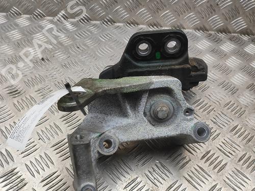 Used Engine mount VOLVO V60 II (225) B6 Mild-Hybrid AWD (299 hp) 32755543