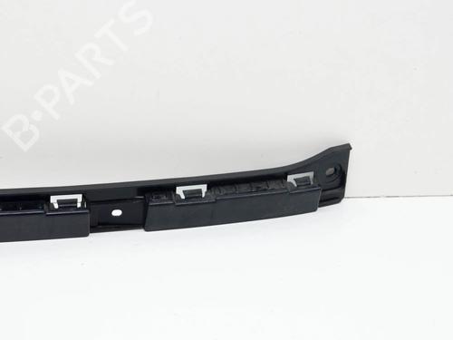 Kofangerbeslag bag TESLA MODEL S (5YJS) 60 | BP8840984C159 - Image 3