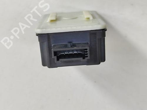 Module électronique TESLA MODEL X (5YJX) 90D AWD | BP20675770M83 