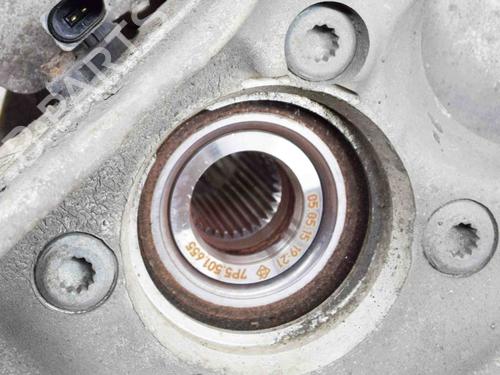 Right front steering knuckle PORSCHE CAYENNE (92A) 3.0 Diesel | BP15376083M26 