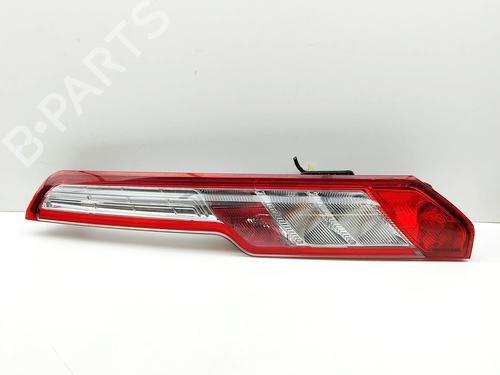 Used Right taillight Right taillight 37030037 37030037