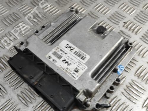 Engine control unit (ECU) HYUNDAI SANTA FÉ III (DM, DMA) 2.2 CRDi 4WD | BP27933703M57 