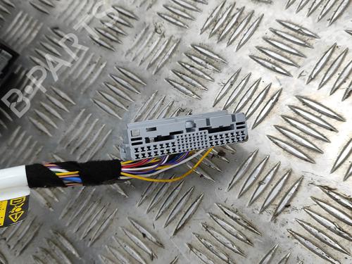 Right front seat TESLA MODEL Y (5YJY) EV Performance All-wheel Drive | BP33363243C16  - Image 7