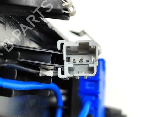 Luz interior FORD KUGA III (DFK) 2.5 FHEV | BP39205369I8 - Image 7