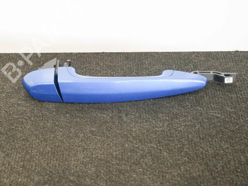 Used Front right exterior door handle Front right exterior door handle 20231272 20231272