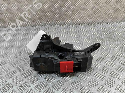 Used Fuse box MERCEDES-BENZ C-CLASS (W206) C 200 (206.042) (204 hp) 28565863