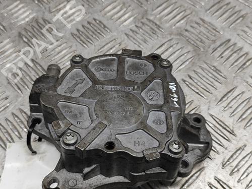 Used Vacuum pump AUDI A6 C7 (4G2, 4GC) 2.0 TDI (177 hp) 23946915