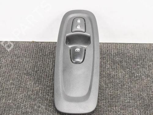 Used Left front window switch RENAULT KADJAR (HA_, HL_) 1.5 dCi 110 (HLA3) (110 hp) 6760964