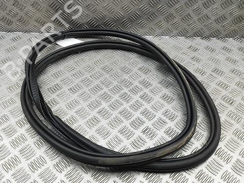 Used Rubber door seal VOLVO V60 II (225) B6 Mild-Hybrid AWD (299 hp) 31626690