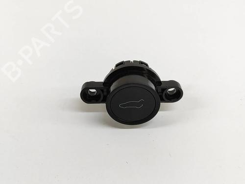 Mando TESLA MODEL Y (5YJY) EV Rear-Wheel Drive (299 hp) 31314672