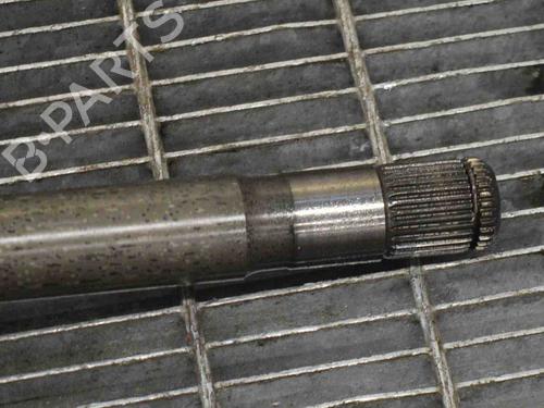 Right front driveshaft LAND ROVER DISCOVERY IV (L319) 3.0 SDV6 4x4 | BP6749131M39