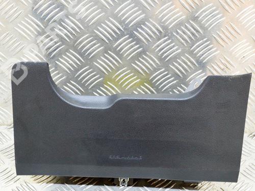 Used Knee airbag Knee airbag TOYOTA YARIS (_P13_) 1.5 Hybrid (NHP130_) (101 hp) 8352376 8352376