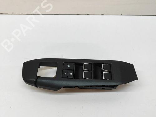 Used Right front window switch Right front window switch LEXUS NX (_Z1_) 300h AWD (AYZ15, AYZ15_, AYZ15R) (197 hp) 28028871 28028871