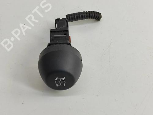 Used Switch TOYOTA RAV 4 III (_A3_) 2.2 D 4WD (ALA30_, ALA30R) (136 hp) 24820159