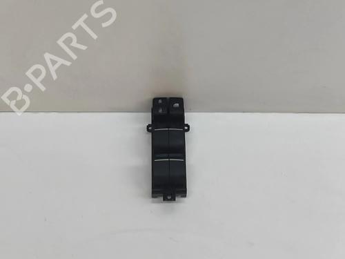 Right front window switch TOYOTA bZ4X (_EAM1_) EV (YEAM15) | BP28560772I26