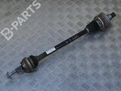 Aandrijfas links achter AUDI A3 Limousine (8VS, 8VM) S3 quattro (300 hp) 5Q0501203A