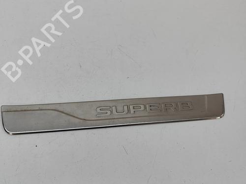 Trittbrett für SKODA SUPERB III Estate (3V5) 2.0 TDI (150 hp) 28566729