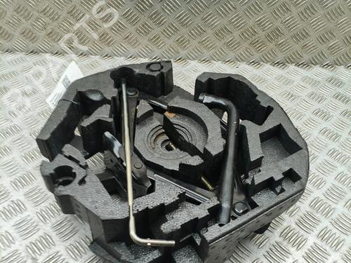 Used Jack Kit Jack Kit VOLVO S90 II (234) D5 AWD (235 hp) 40042624 40042624
