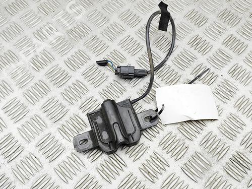 hood-lock-volvo-v40-hatchback-525-2012-2013-2014-2015-2016-2017-2018-2019-34136575 main image