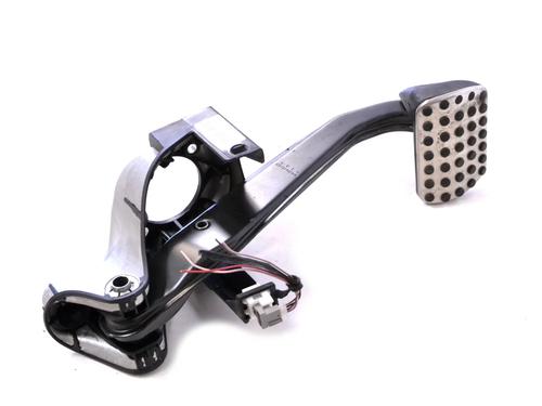 Break pedal MERCEDES-BENZ C-CLASS T-Model (S204) C 200 Kompressor (204.241) | BP30211844I19