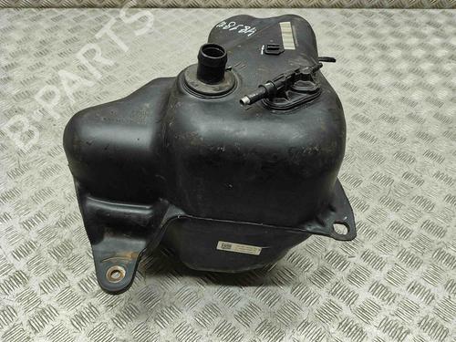 AdBlue-tank VW CRAFTER 30-50 Van (2E_) 2.0 TDI (140 hp) 22352364