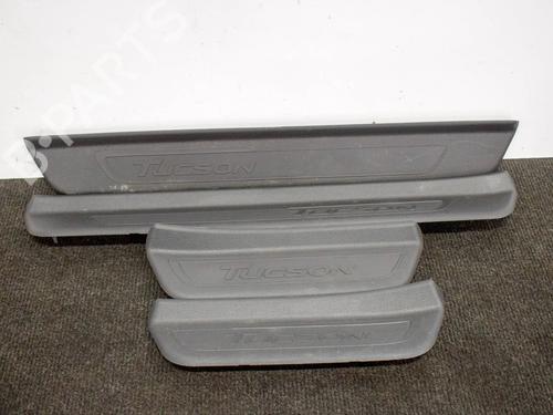 Used Step Step HYUNDAI TUCSON (TL, TLE) 1.7 CRDi (116 hp) 14612128 14612128